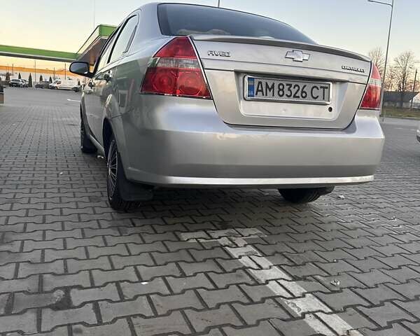 Сірий Шевроле Авео, об'ємом двигуна 1.2 л та пробігом 198 тис. км за 3700 $, фото 3 на Automoto.ua