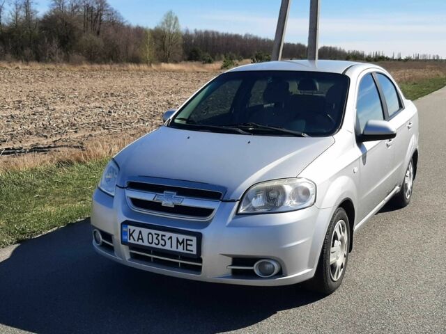 Серый Шевроле Авео, объемом двигателя 1.6 л и пробегом 199 тыс. км за 4300 $, фото 1 на Automoto.ua
