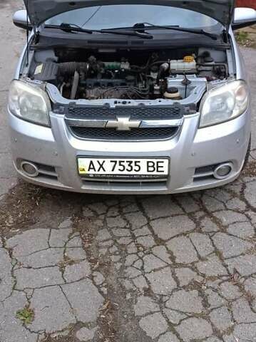Сірий Шевроле Авео, об'ємом двигуна 1.5 л та пробігом 220 тис. км за 3750 $, фото 4 на Automoto.ua