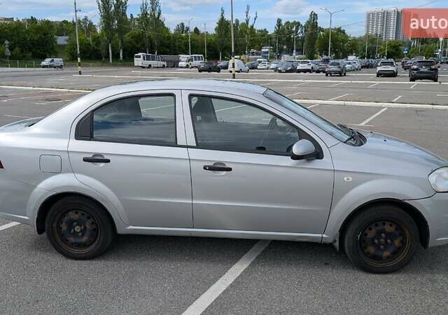 Сірий Шевроле Авео, об'ємом двигуна 1.4 л та пробігом 119 тис. км за 3500 $, фото 2 на Automoto.ua