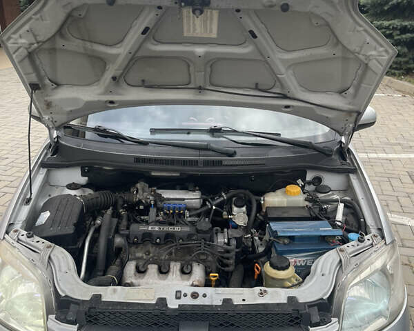 Серый Шевроле Авео, объемом двигателя 1.5 л и пробегом 161 тыс. км за 5300 $, фото 105 на Automoto.ua