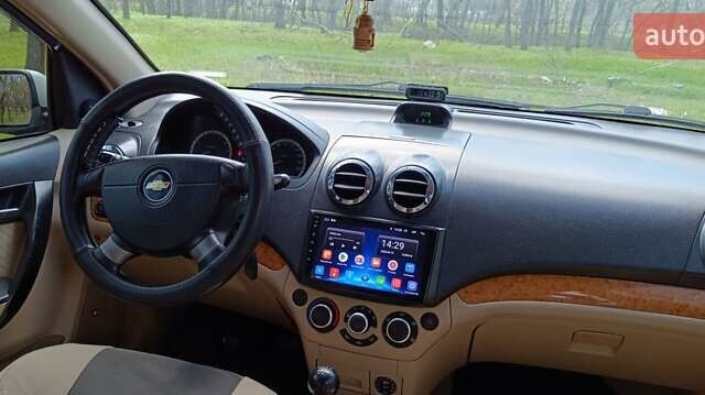 Серый Шевроле Авео, объемом двигателя 1.6 л и пробегом 160 тыс. км за 4500 $, фото 10 на Automoto.ua