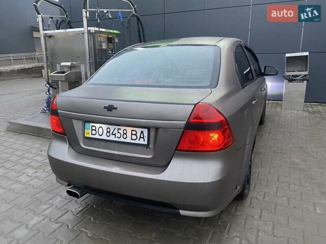Серый Шевроле Авео, объемом двигателя 1.5 л и пробегом 396 тыс. км за 2850 $, фото 11 на Automoto.ua