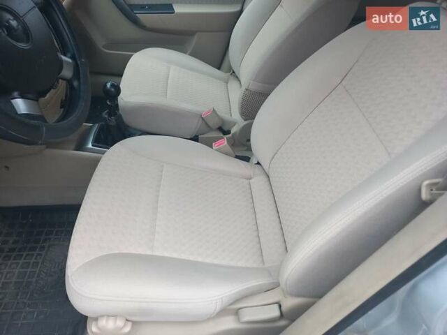 Серый Шевроле Авео, объемом двигателя 1.6 л и пробегом 138 тыс. км за 4400 $, фото 15 на Automoto.ua