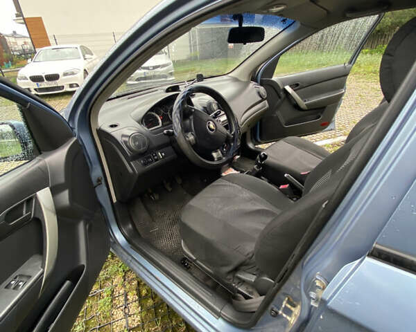 Серый Шевроле Авео, объемом двигателя 1.5 л и пробегом 150 тыс. км за 3500 $, фото 5 на Automoto.ua