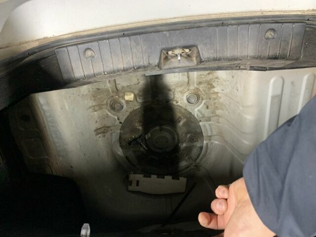 Серый Шевроле Авео, объемом двигателя 1.6 л и пробегом 190 тыс. км за 1600 $, фото 8 на Automoto.ua