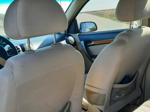 Серый Шевроле Авео, объемом двигателя 1.6 л и пробегом 199 тыс. км за 4300 $, фото 5 на Automoto.ua