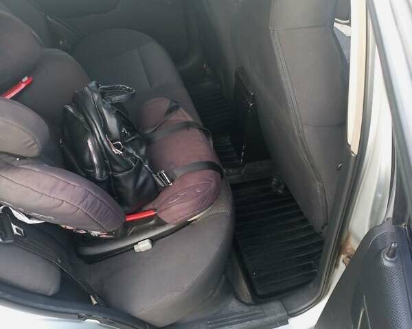 Сірий Шевроле Авео, об'ємом двигуна 1.5 л та пробігом 218 тис. км за 3000 $, фото 13 на Automoto.ua