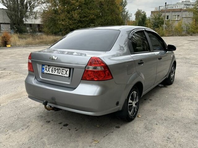 Серый Шевроле Авео, объемом двигателя 1.5 л и пробегом 290 тыс. км за 3500 $, фото 3 на Automoto.ua