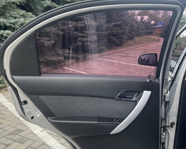 Серый Шевроле Авео, объемом двигателя 1.5 л и пробегом 161 тыс. км за 5300 $, фото 73 на Automoto.ua