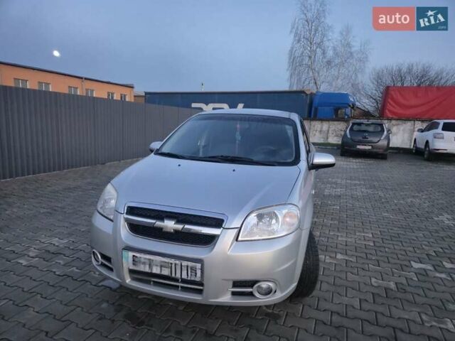 Серый Шевроле Авео, объемом двигателя 1.5 л и пробегом 164 тыс. км за 3700 $, фото 3 на Automoto.ua