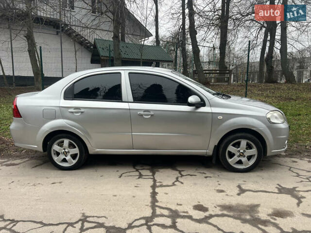 Сірий Шевроле Авео, об'ємом двигуна 1.4 л та пробігом 170 тис. км за 2999 $, фото 12 на Automoto.ua