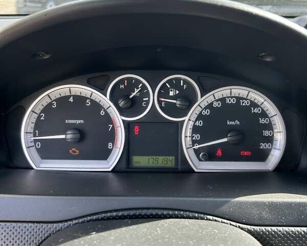 Серый Шевроле Авео, объемом двигателя 1.6 л и пробегом 179 тыс. км за 3600 $, фото 25 на Automoto.ua