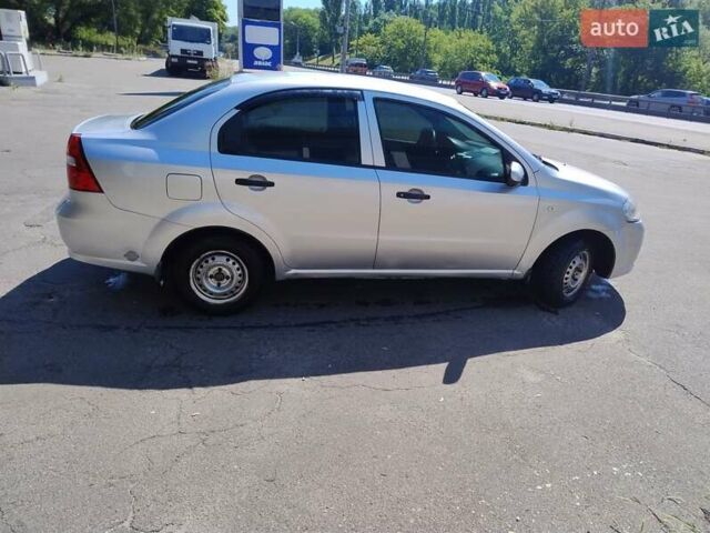 Серый Шевроле Авео, объемом двигателя 1.5 л и пробегом 543 тыс. км за 3300 $, фото 7 на Automoto.ua