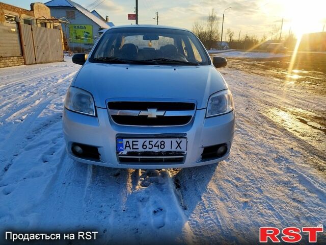Серый Шевроле Авео, объемом двигателя 1.5 л и пробегом 280 тыс. км за 2850 $, фото 5 на Automoto.ua