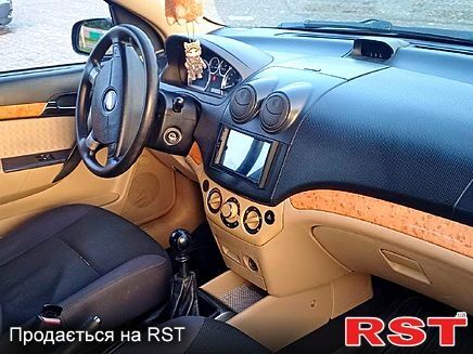 Серый Шевроле Авео, объемом двигателя 1.6 л и пробегом 200 тыс. км за 3700 $, фото 3 на Automoto.ua