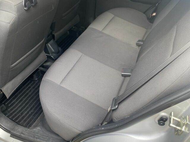 Серый Шевроле Авео, объемом двигателя 1.5 л и пробегом 235 тыс. км за 3900 $, фото 9 на Automoto.ua