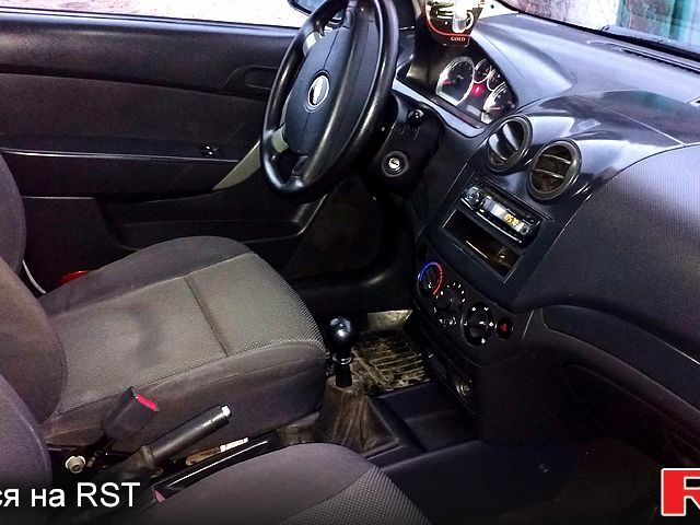 Серый Шевроле Авео, объемом двигателя 1.5 л и пробегом 180 тыс. км за 3600 $, фото 6 на Automoto.ua