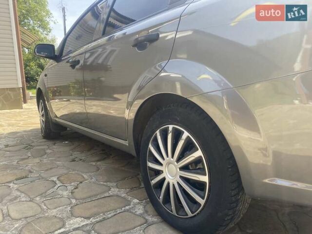 Серый Шевроле Авео, объемом двигателя 1.5 л и пробегом 104 тыс. км за 2999 $, фото 26 на Automoto.ua