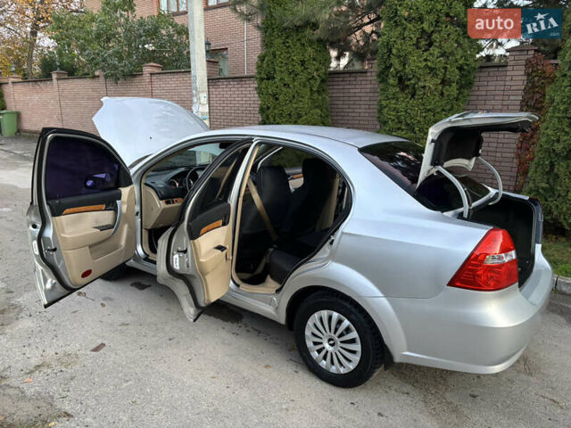 Сірий Шевроле Авео, об'ємом двигуна 1.6 л та пробігом 148 тис. км за 4550 $, фото 19 на Automoto.ua