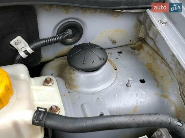 Серый Шевроле Авео, объемом двигателя 1.5 л и пробегом 350 тыс. км за 3199 $, фото 10 на Automoto.ua