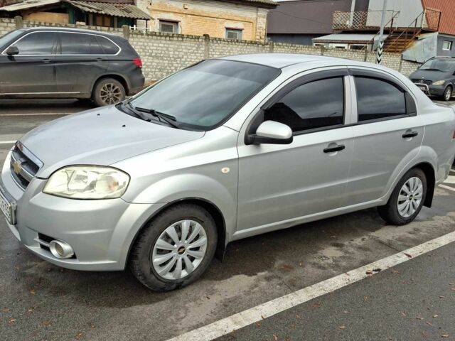 Сірий Шевроле Авео, об'ємом двигуна 1.5 л та пробігом 205 тис. км за 3500 $, фото 1 на Automoto.ua