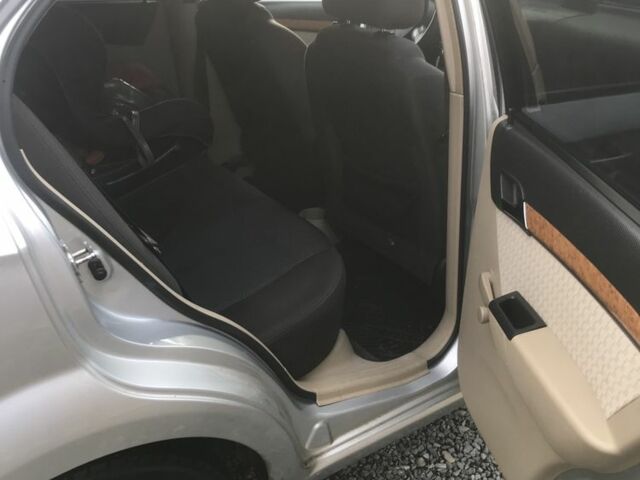 Серый Шевроле Авео, объемом двигателя 1.6 л и пробегом 275 тыс. км за 2300 $, фото 6 на Automoto.ua