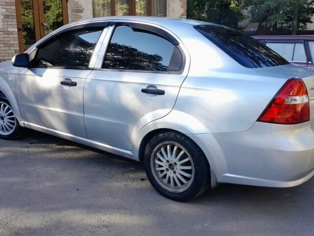 Серый Шевроле Авео, объемом двигателя 1.5 л и пробегом 245 тыс. км за 3400 $, фото 4 на Automoto.ua