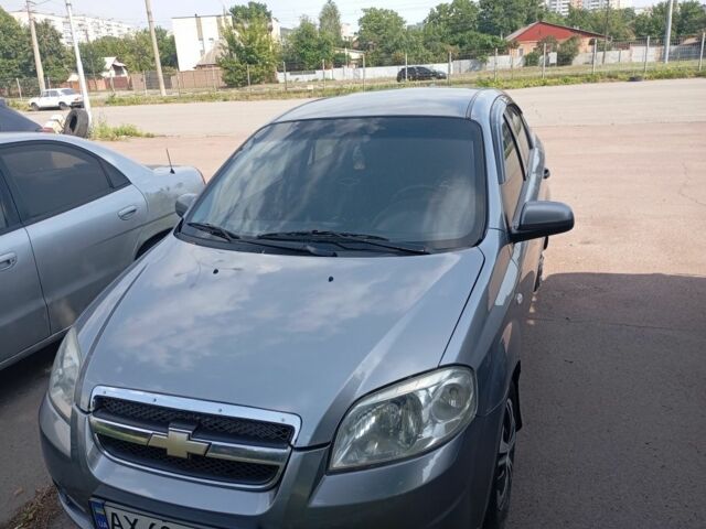 Сірий Шевроле Авео, об'ємом двигуна 1.5 л та пробігом 290 тис. км за 3500 $, фото 1 на Automoto.ua