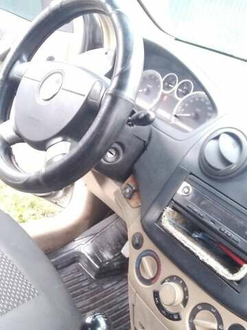 Сірий Шевроле Авео, об'ємом двигуна 1.6 л та пробігом 295 тис. км за 1800 $, фото 10 на Automoto.ua