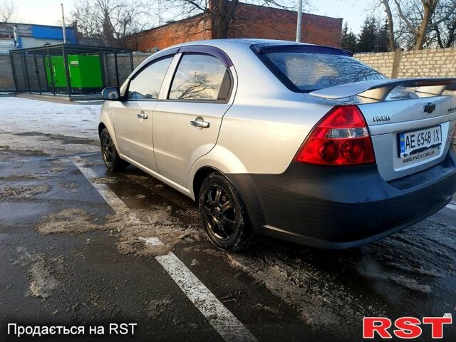 Серый Шевроле Авео, объемом двигателя 1.5 л и пробегом 280 тыс. км за 2850 $, фото 1 на Automoto.ua