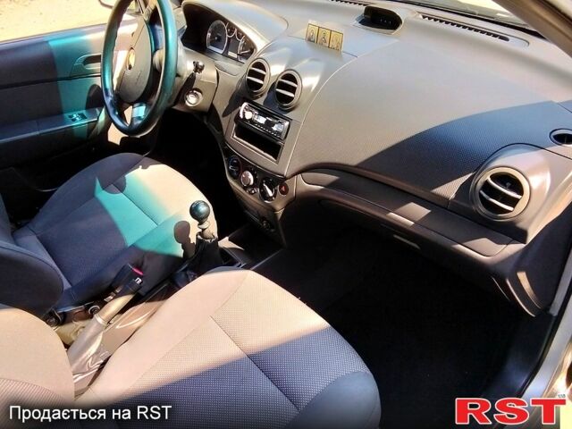 Серый Шевроле Авео, объемом двигателя 1.5 л и пробегом 170 тыс. км за 5500 $, фото 6 на Automoto.ua