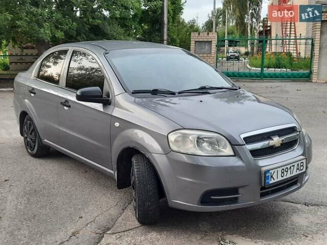 Серый Шевроле Авео, объемом двигателя 1.5 л и пробегом 350 тыс. км за 3300 $, фото 5 на Automoto.ua