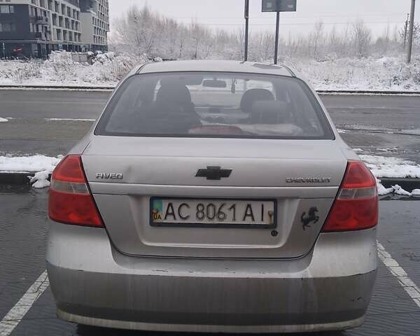 Сірий Шевроле Авео, об'ємом двигуна 1.5 л та пробігом 214 тис. км за 2700 $, фото 1 на Automoto.ua