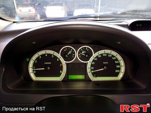 Серый Шевроле Авео, объемом двигателя 1.6 л и пробегом 153 тыс. км за 4450 $, фото 6 на Automoto.ua