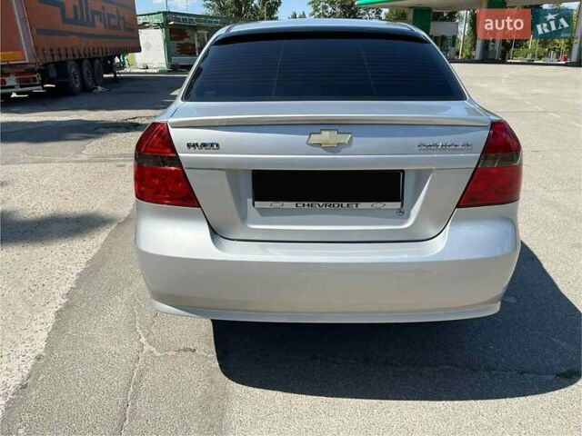 Серый Шевроле Авео, объемом двигателя 1.5 л и пробегом 82 тыс. км за 5700 $, фото 2 на Automoto.ua