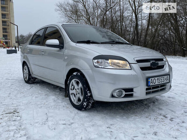 Сірий Шевроле Авео, об'ємом двигуна 0 л та пробігом 219 тис. км за 3500 $, фото 1 на Automoto.ua