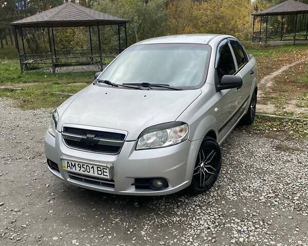 Серый Шевроле Авео, объемом двигателя 1.5 л и пробегом 235 тыс. км за 3900 $, фото 10 на Automoto.ua