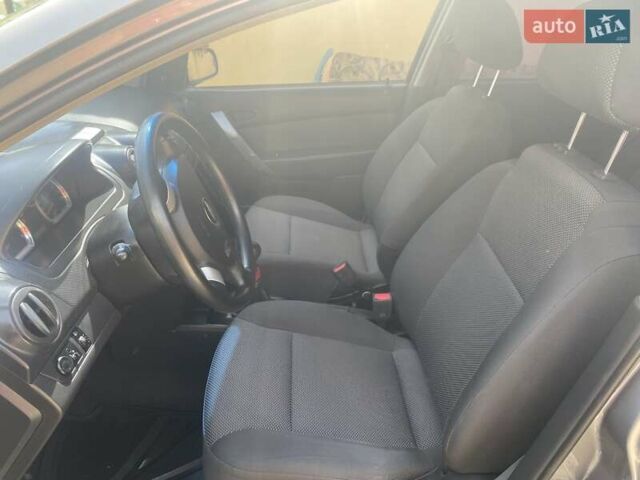 Серый Шевроле Авео, объемом двигателя 1.5 л и пробегом 104 тыс. км за 2999 $, фото 30 на Automoto.ua