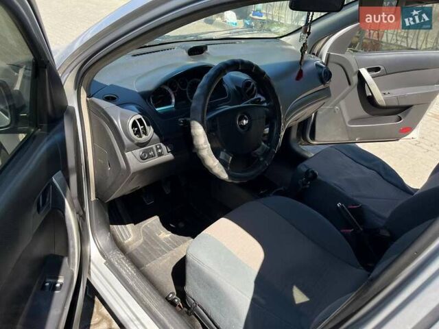 Серый Шевроле Авео, объемом двигателя 1.5 л и пробегом 191 тыс. км за 3300 $, фото 16 на Automoto.ua