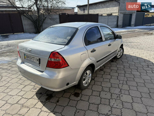 Серый Шевроле Авео, объемом двигателя 1.5 л и пробегом 440 тыс. км за 2500 $, фото 4 на Automoto.ua