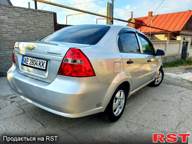 Серый Шевроле Авео, объемом двигателя 1.5 л и пробегом 247 тыс. км за 5000 $, фото 4 на Automoto.ua