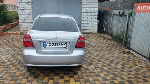 Серый Шевроле Авео, объемом двигателя 1.5 л и пробегом 214 тыс. км за 5200 $, фото 4 на Automoto.ua