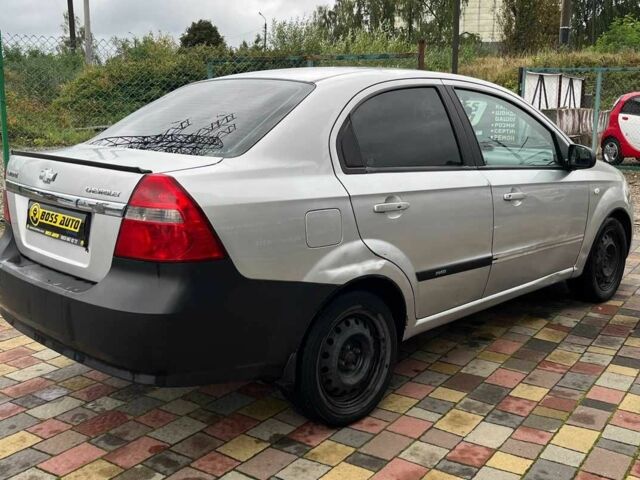 Серый Шевроле Авео, объемом двигателя 1.6 л и пробегом 185 тыс. км за 3499 $, фото 6 на Automoto.ua