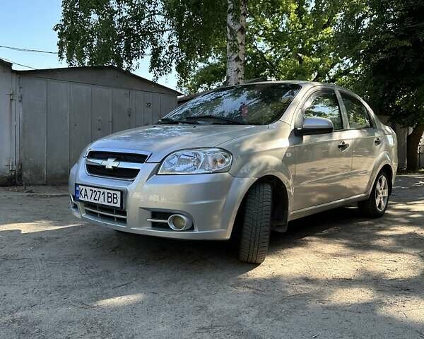 Серый Шевроле Авео, объемом двигателя 0 л и пробегом 157 тыс. км за 3650 $, фото 3 на Automoto.ua