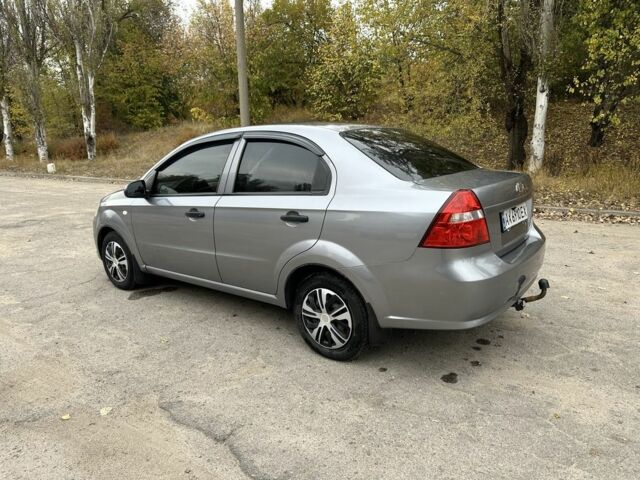 Серый Шевроле Авео, объемом двигателя 1.5 л и пробегом 290 тыс. км за 3500 $, фото 8 на Automoto.ua