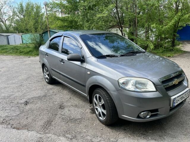 Серый Шевроле Авео, объемом двигателя 1.5 л и пробегом 197 тыс. км за 4500 $, фото 3 на Automoto.ua