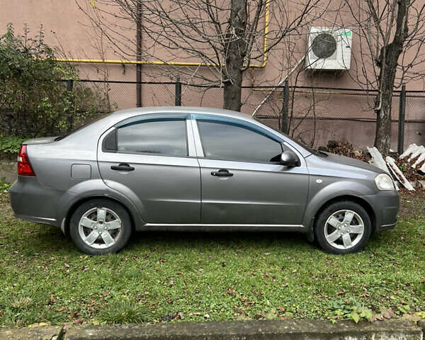 Сірий Шевроле Авео, об'ємом двигуна 1.5 л та пробігом 225 тис. км за 2600 $, фото 8 на Automoto.ua