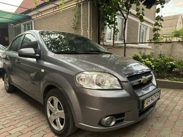 Сірий Шевроле Авео, об'ємом двигуна 1.5 л та пробігом 163 тис. км за 4900 $, фото 1 на Automoto.ua