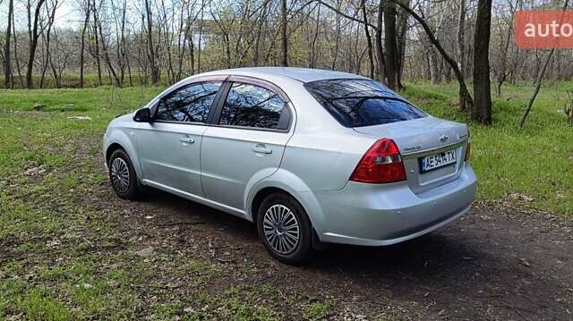 Серый Шевроле Авео, объемом двигателя 1.6 л и пробегом 160 тыс. км за 4500 $, фото 1 на Automoto.ua